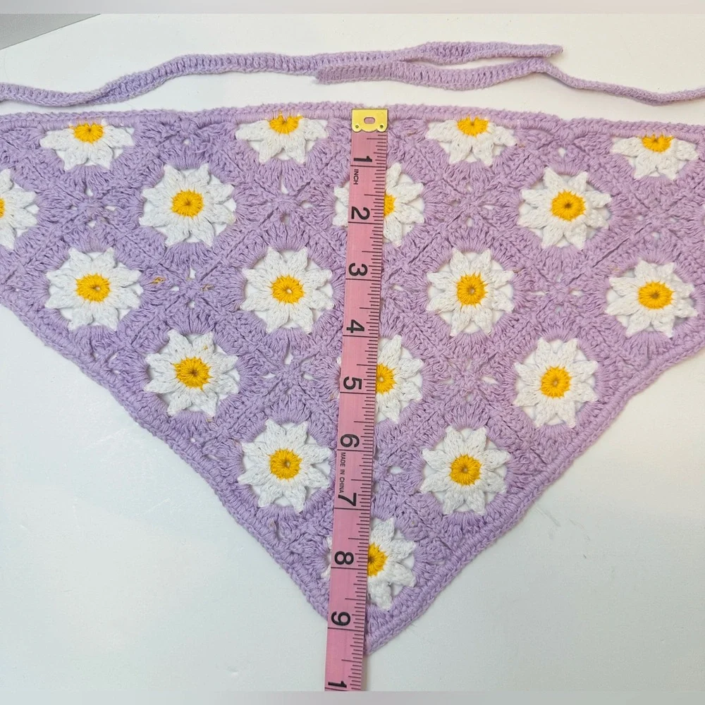 Women’s Lavender and White Crocheted Daisy Triangle Bandanna Headband Head Scarf